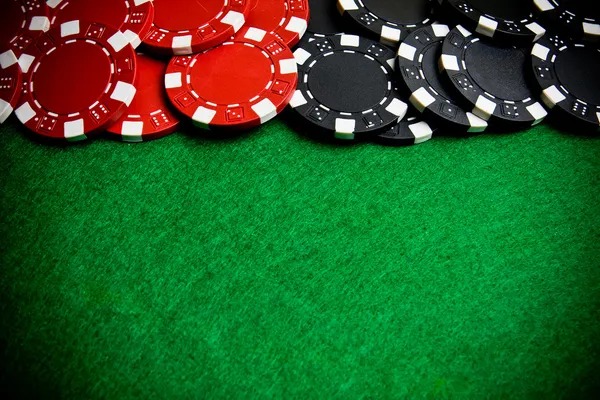 mantul 138 live blackjack table with professional dealer